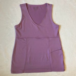 Athleta V Neck Sleeveless Top with Pocket